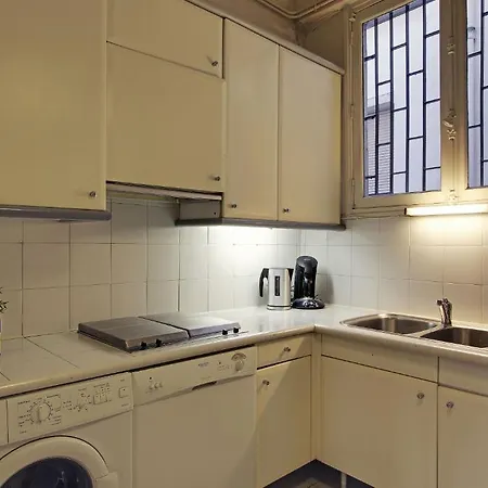 Apartment Short Saint-honore Paris